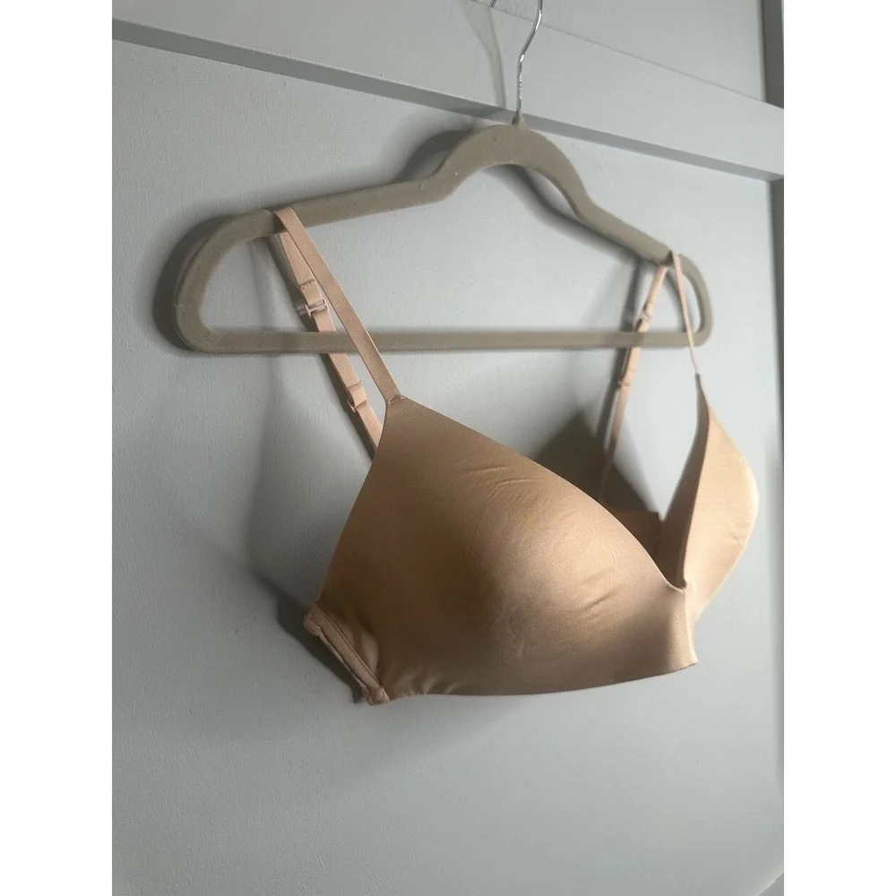 SKIMS 36C Natural Comfort Revolution Underwire Bra Smooth Seamless T-Shirt Bra - Picture 2 of 9
